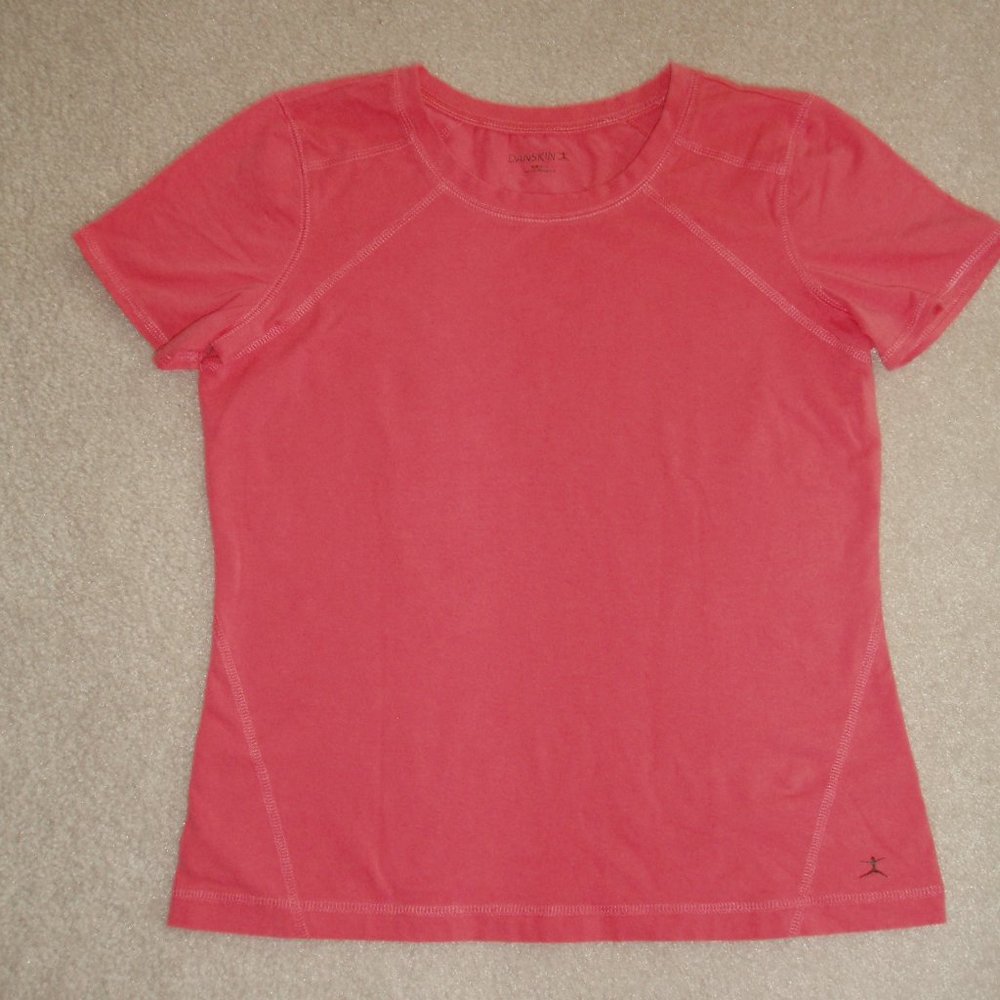 Danskin T-Shirt Size Medium 8-10